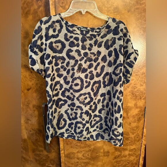 Leopard blouse - size small - Picture 1 of 5